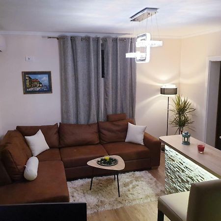 Apartmani Stari Grad Чачак Екстер'єр фото