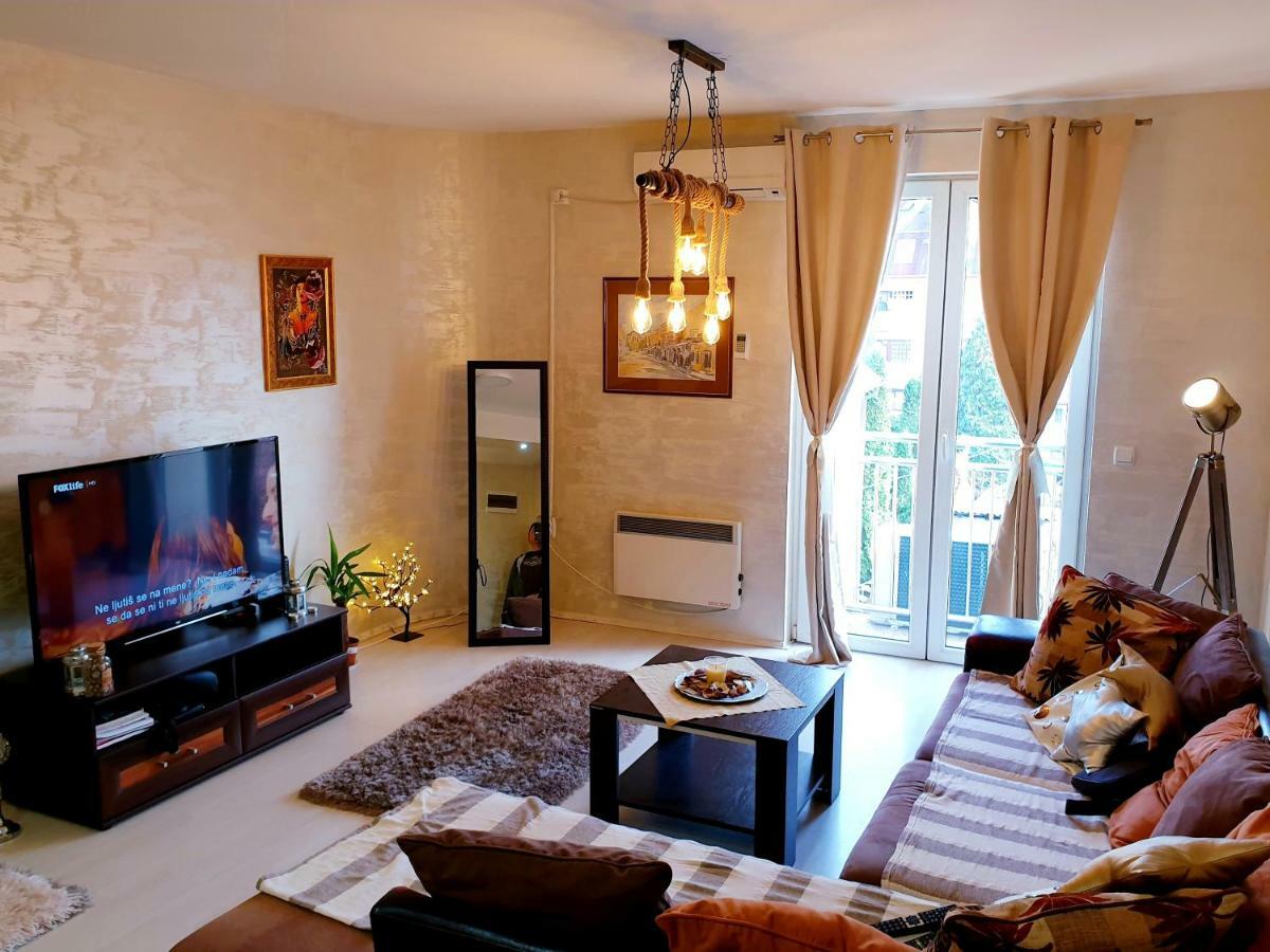 Apartmani Stari Grad Чачак Екстер'єр фото