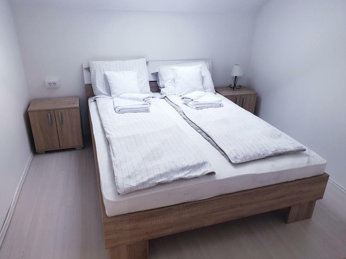 Apartmani Stari Grad Чачак Екстер'єр фото