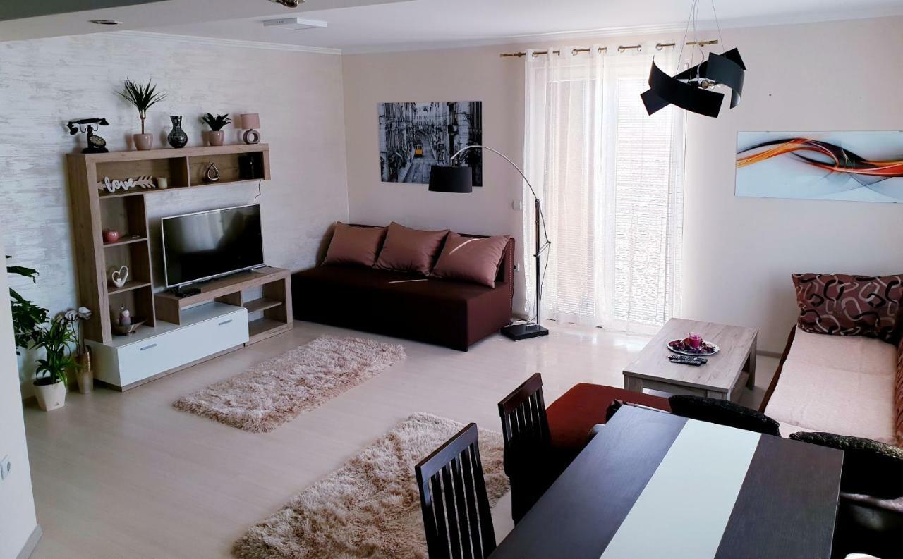 Apartmani Stari Grad Чачак Екстер'єр фото