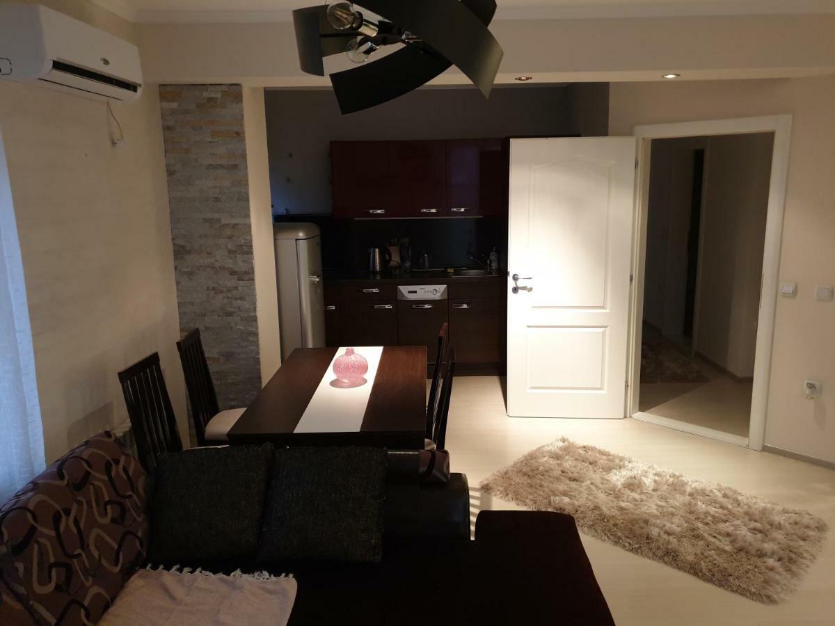 Apartmani Stari Grad Чачак Екстер'єр фото